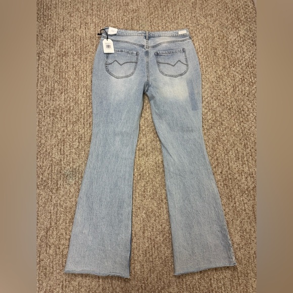 Cleo + Wolf Jeans Women's 31W/34L Blue High Rise Bootcut Raw Hem Button Fly Pant - Picture 9 of 11